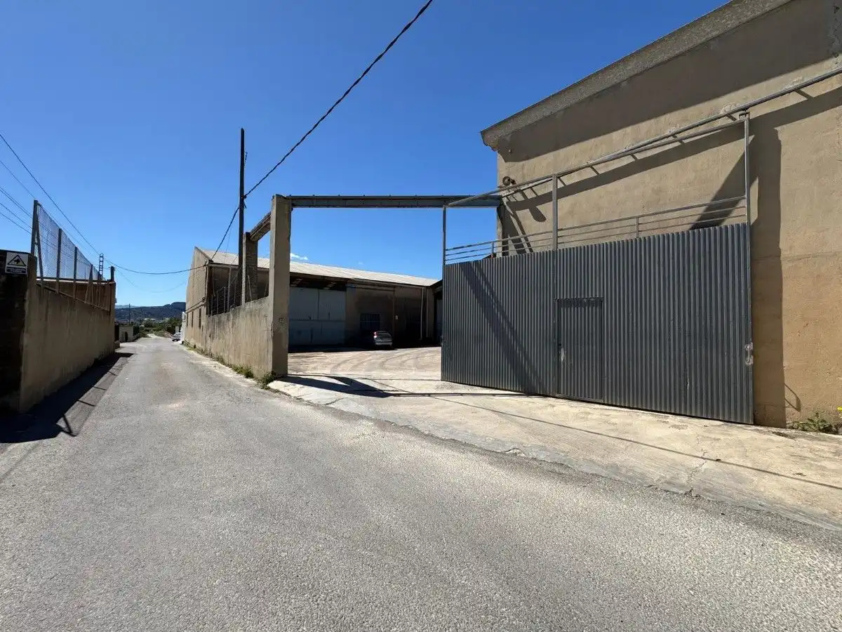 Nave industrial in vendita a La Llosa de Ranes, imagen 2