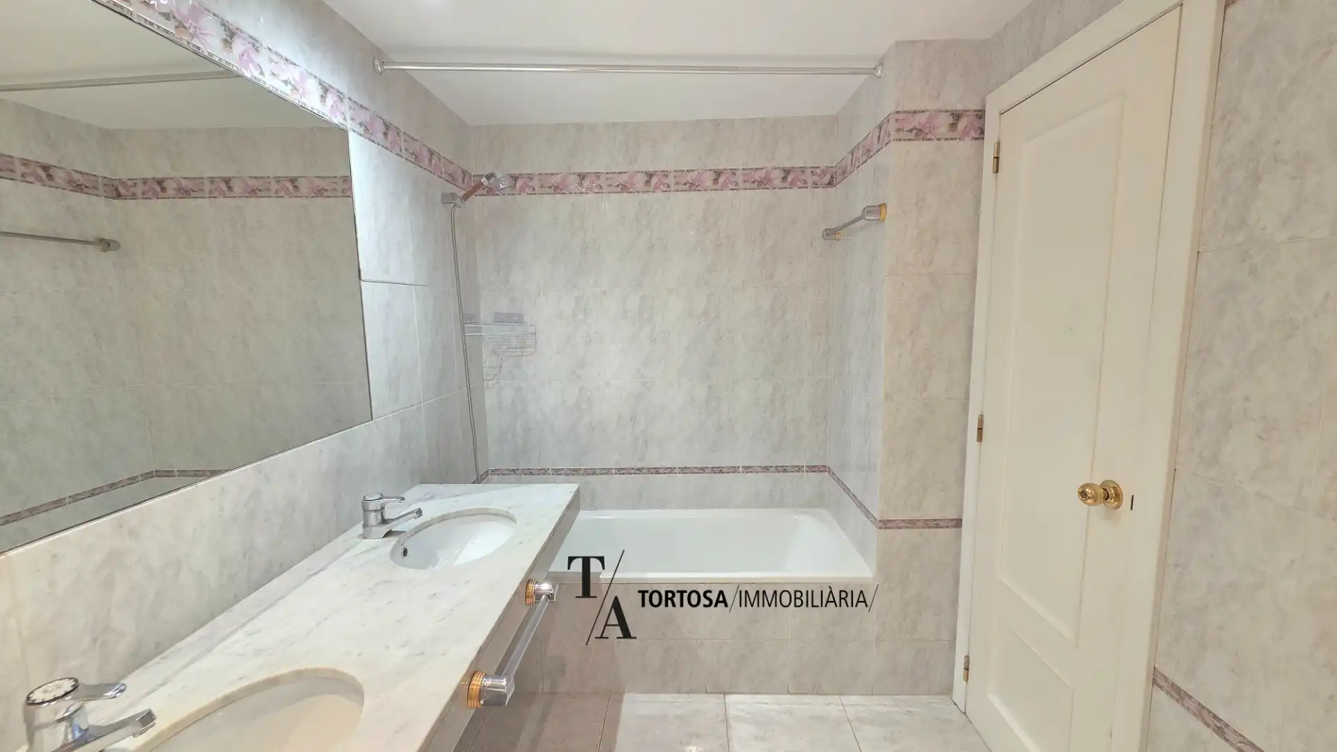 Adossat amb piscina en venda a Golf - Can Trabal, imagen 24