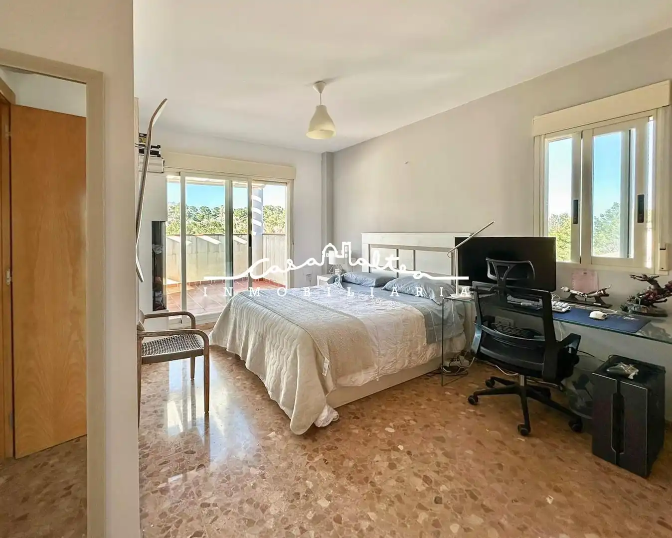 Habitación de Casa o chalet en venta en L'Alfàs del Pi con Aire acondicionado, Jardín privado y Terraza