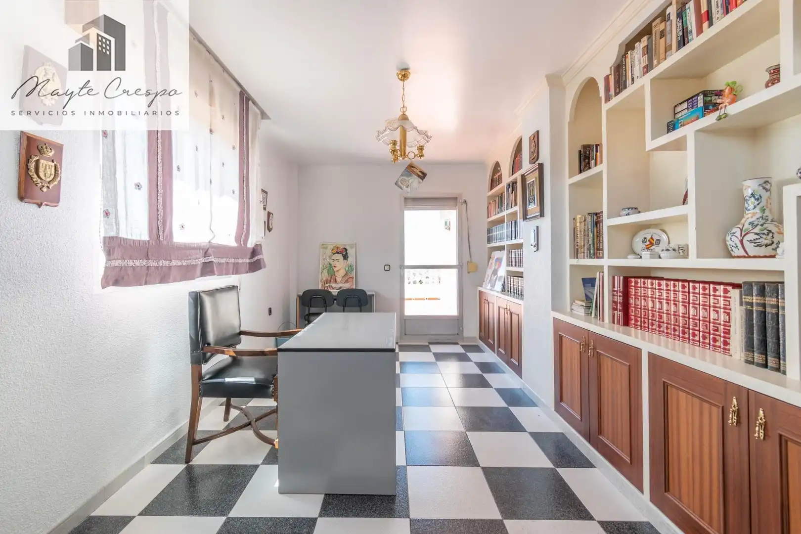 Comedor de Casa adosada en venta en Jun con Terraza, Amueblado y Alarma