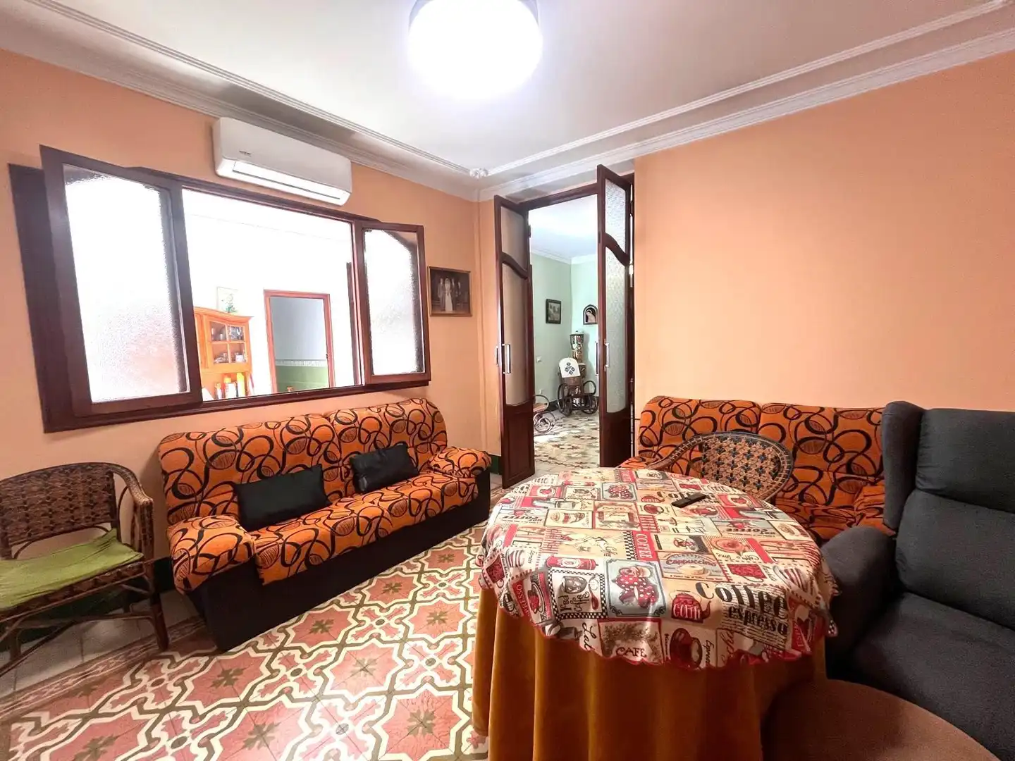 Sala d'estar de Casa o xalet en venda en Carcaixent amb Aire condicionat, Terrassa i Moblat