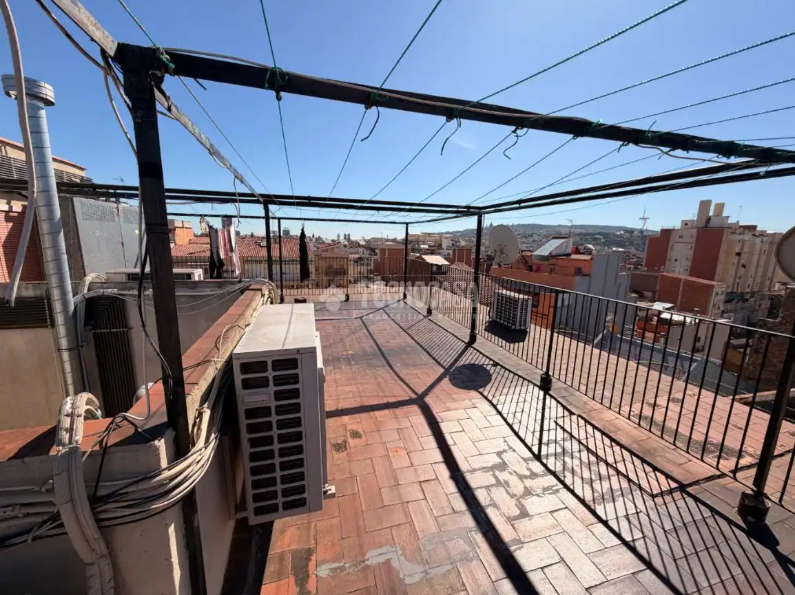 Terrassa de Pis en venda en Barcelona amb Aire condicionat i Calefacció