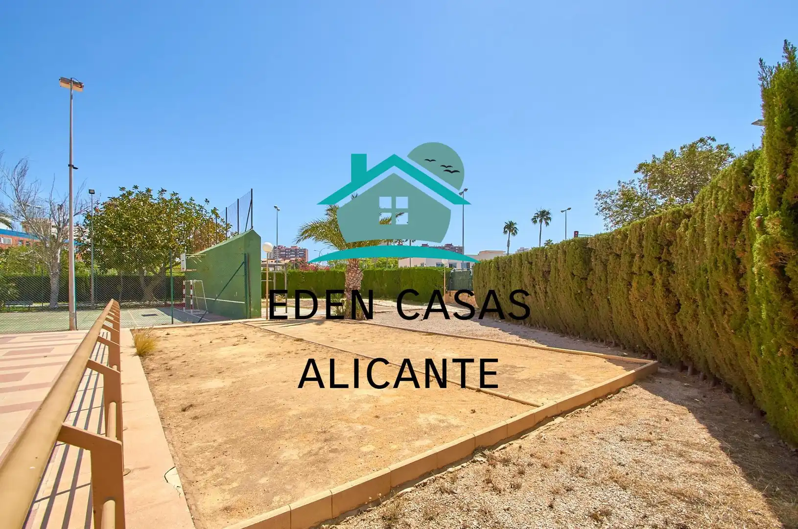 Wohnungen zum Verkauf in Alicante / Alacant mit Klimaanlage, Heizung und Privatgarten