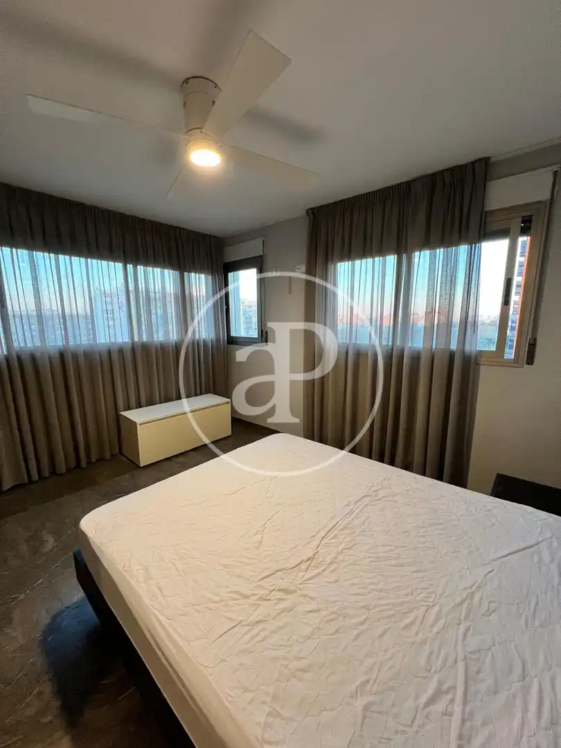 Bedroom of Flat for rent in Valencia  with Air Conditioner, Terrace and Furnished