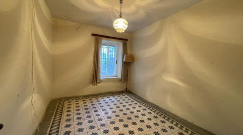 VIVIENDA DE TRES PLANTAS CON BODEGA EN ROA, image 3