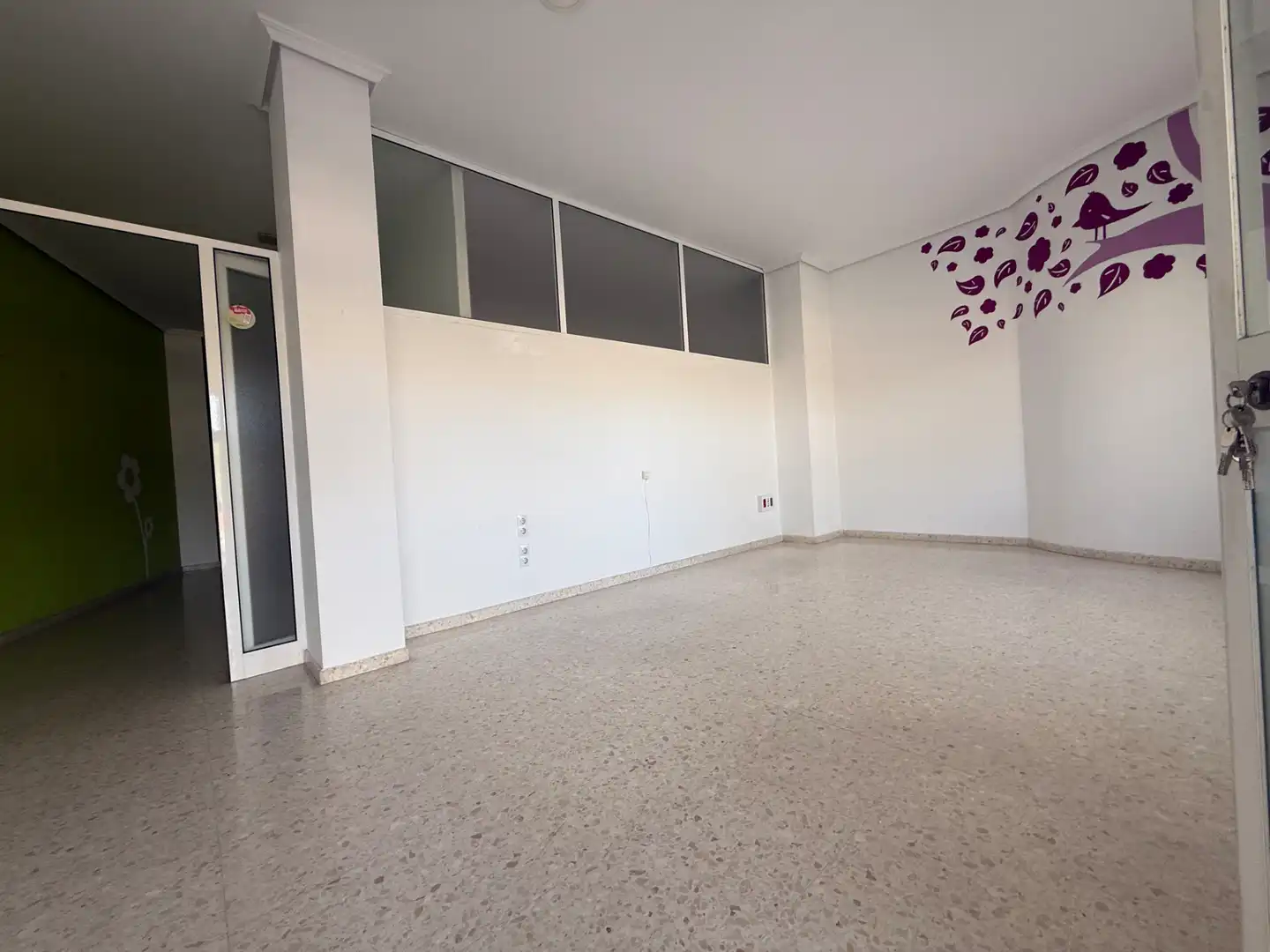 Local de lloguer en Huelva amb Aire condicionat i Calefacció