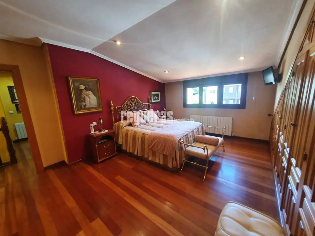 Habitación de Casa o chalet en venta en Avilés con Calefacción, Parquet y Terraza
