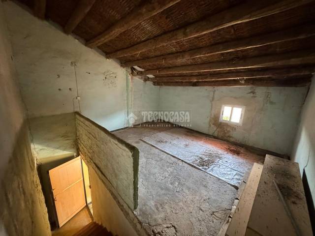 Casa-chalet en Venta en Aguarón