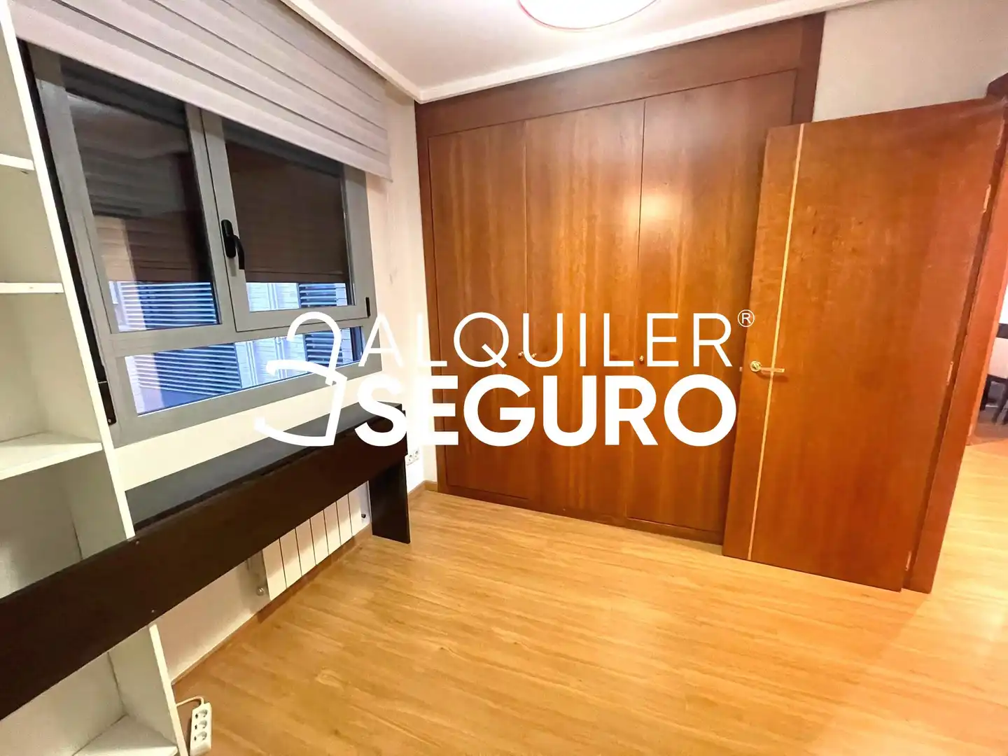 Bedroom of Flat for rent in Ciudad Lineal
