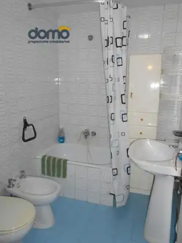 Badezimmer von Wohnung zur Miete in Granada mit Heizung, Terrasse und Möbliert