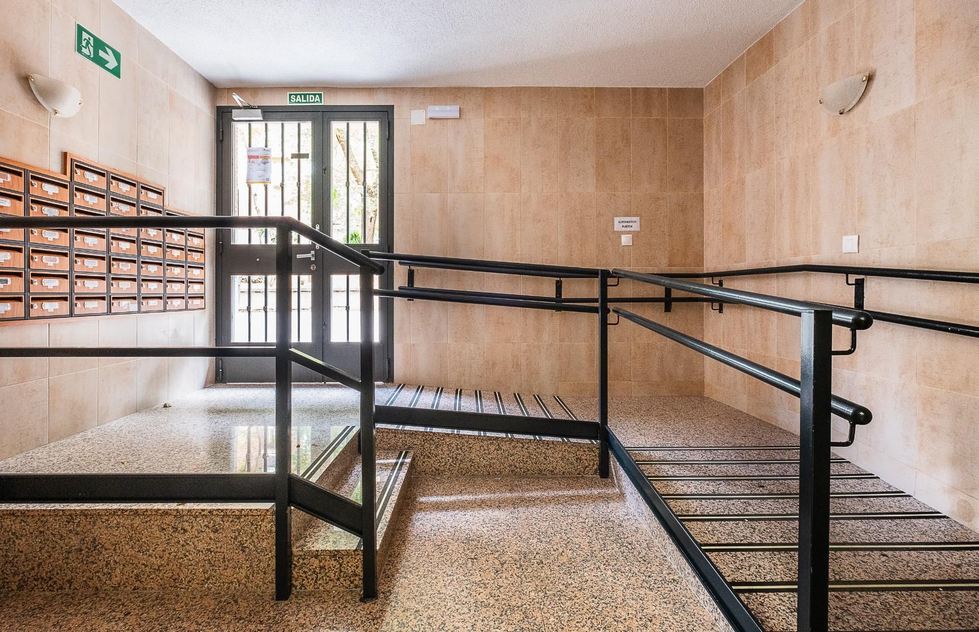 Flat for sale in  Madrid Capital  with Balcony