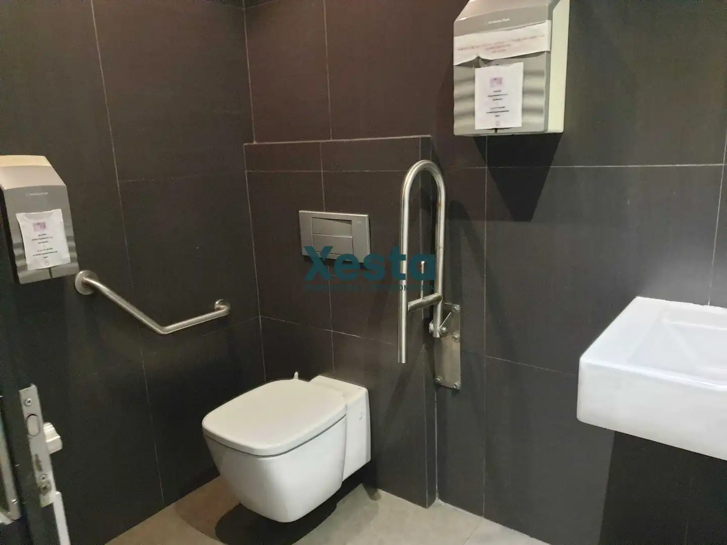 Badezimmer von Geschaftsraum zum Verkauf in Vigo 