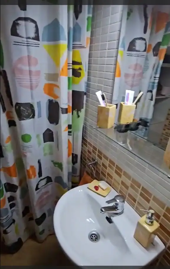 Badezimmer von Einfamilien-Reihenhaus zum Verkauf in Villafranca de Córdoba mit Klimaanlage, Möbliert und Ofen