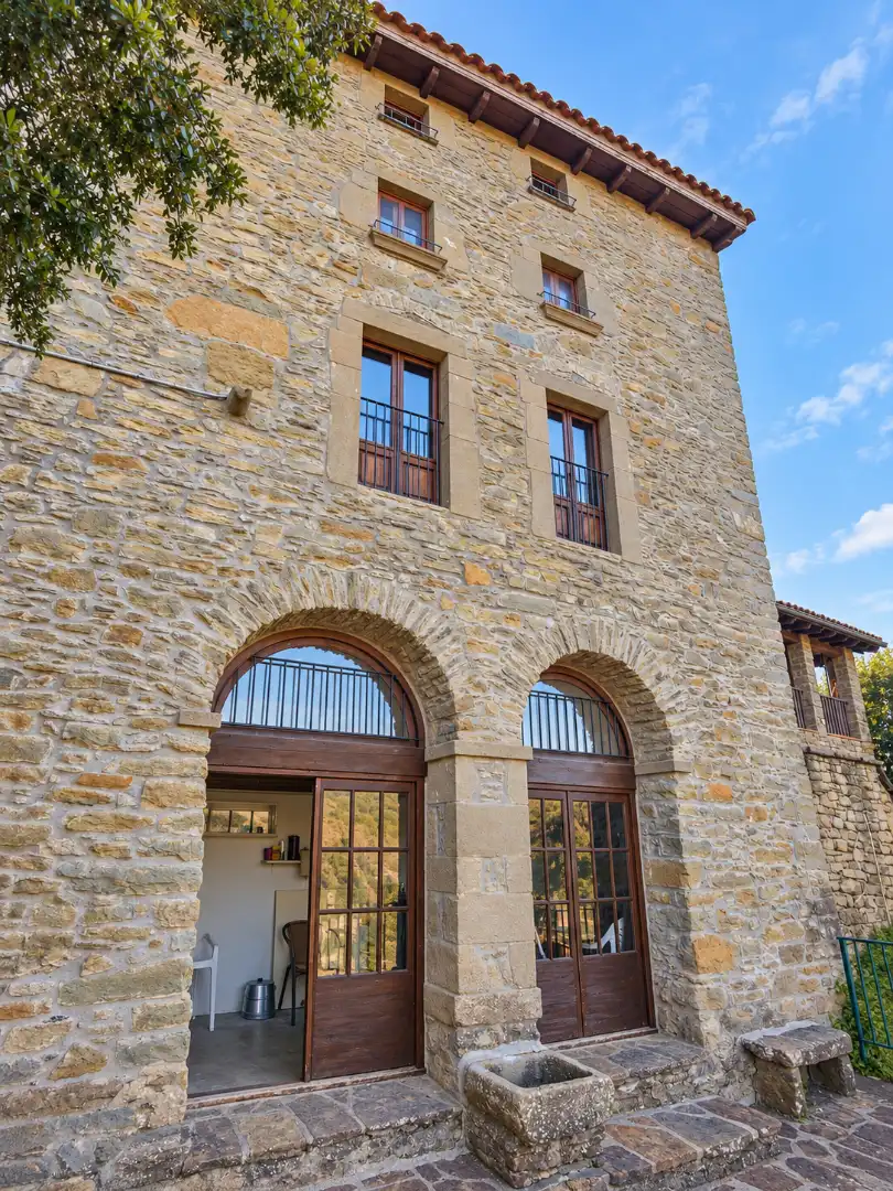 Vista exterior de Casa o xalet en venda en Rupit i Pruit amb Calefacció, Terrassa i Moblat