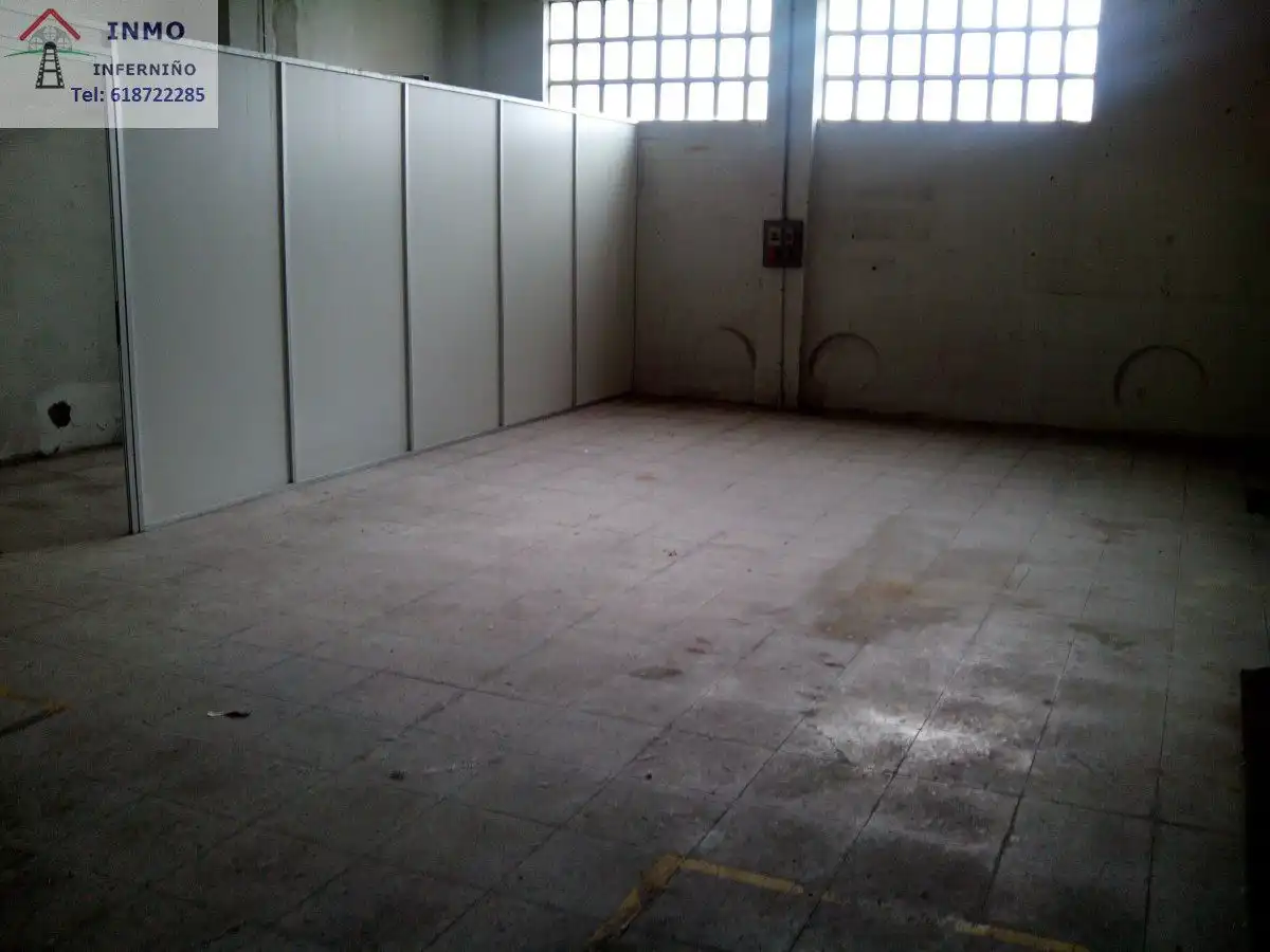 Local comercial en venta en Porta Nova, imagen 2