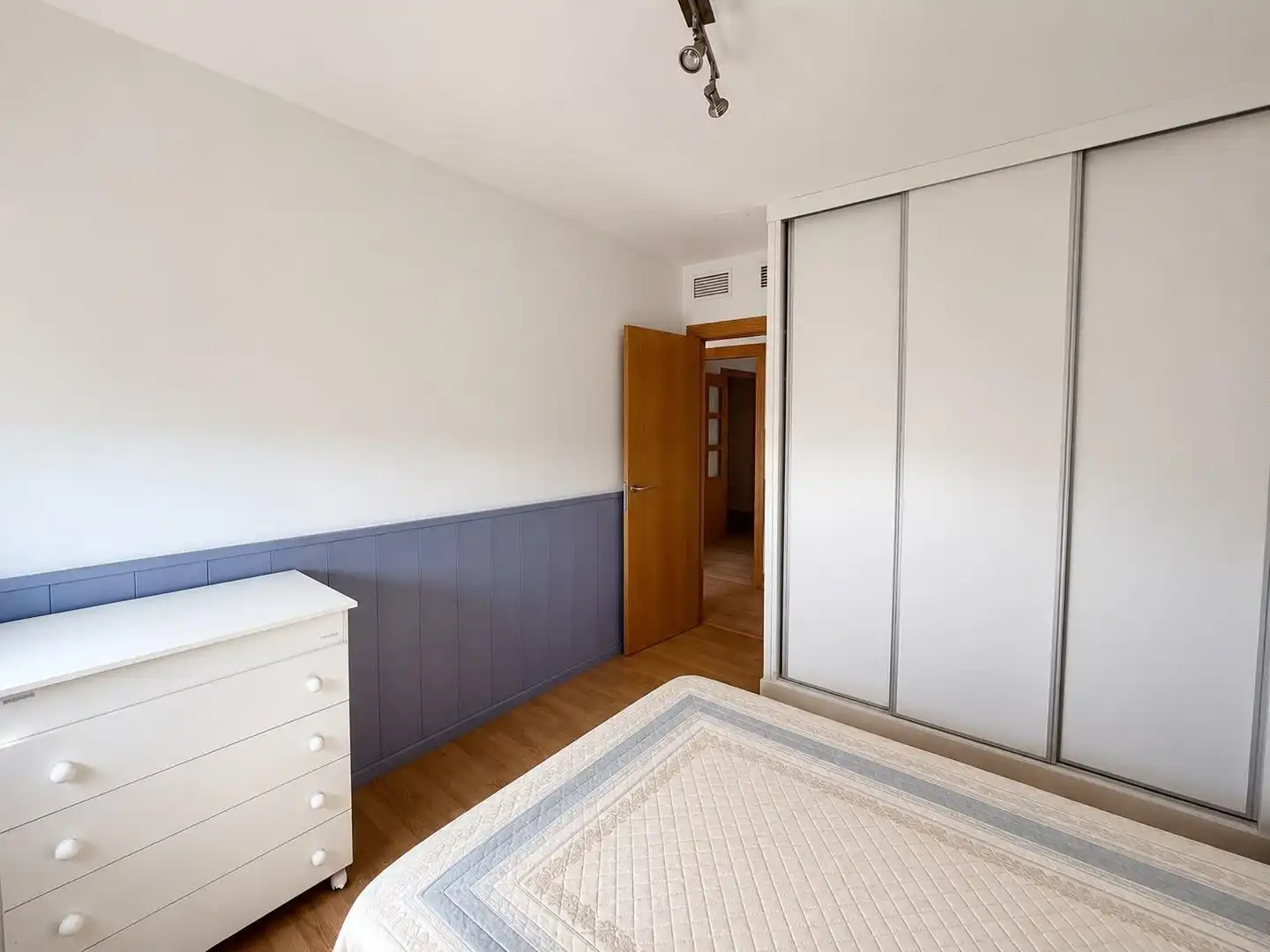 Schlafzimmer von Wohnung zum Verkauf in Vícar mit Klimaanlage, Terrasse und Möbliert