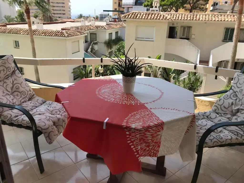 Terrassa de Apartament de lloguer en Benalmádena amb Aire condicionat i Moblat