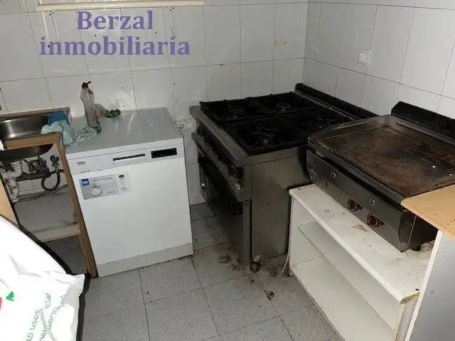 Haus zum Verkauf in Calle Academia Militar, imagen 14