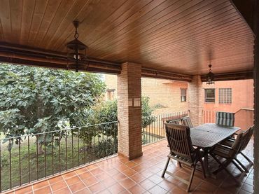 Chalet con jardín en venta en Valle Grande