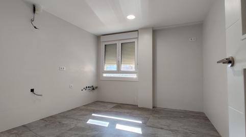 Photo 2 of Flat for sale in Logroño - Avenida de la Paz, Residencia, La Rioja