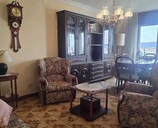 Sala d'estar de Pis en venda en Ferrol