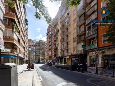 Pis amb ascensor en venda a Calle Calle Emperatriz Eugenia 1