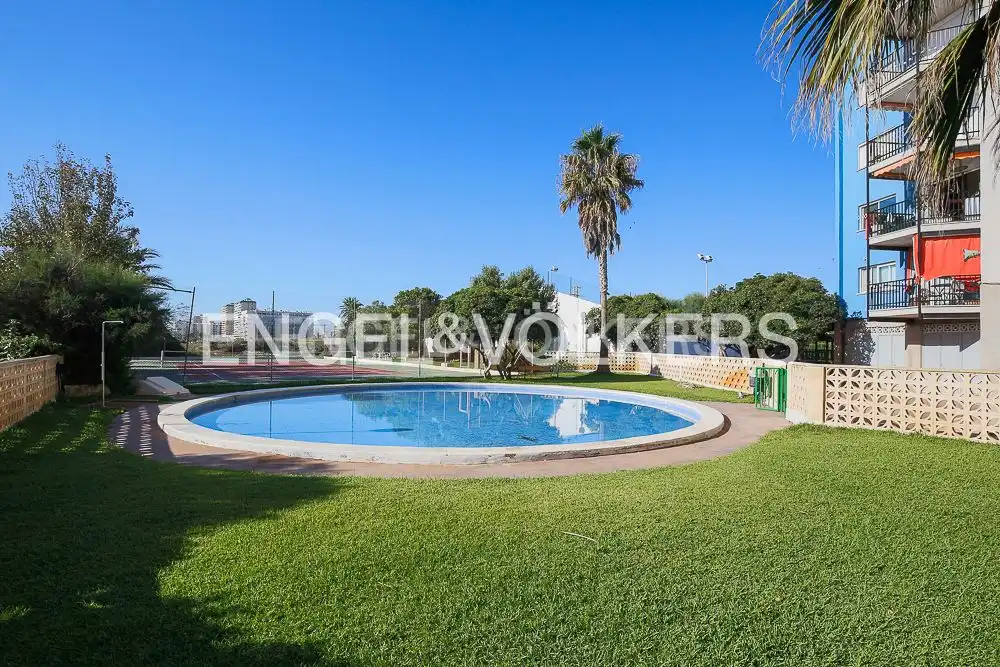 Schwimmbecken von Wohnung zur Miete in El Puig de Santa Maria mit Klimaanlage, Heizung und Privatgarten