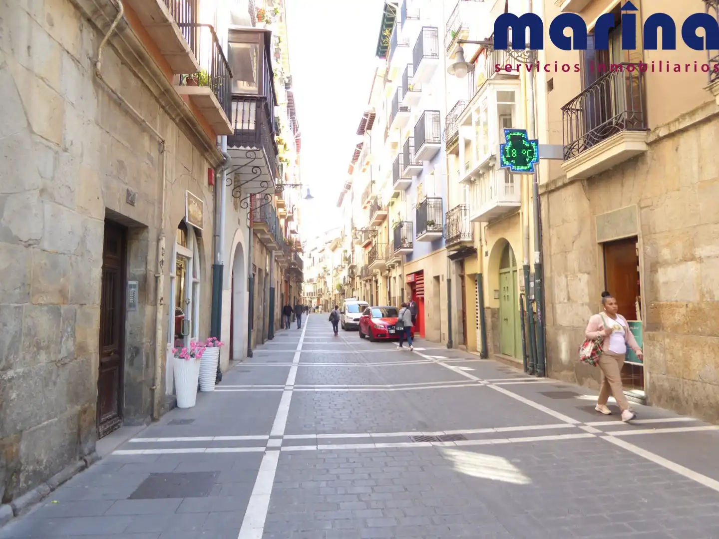 Vista exterior de Local en venta en  Pamplona / Iruña