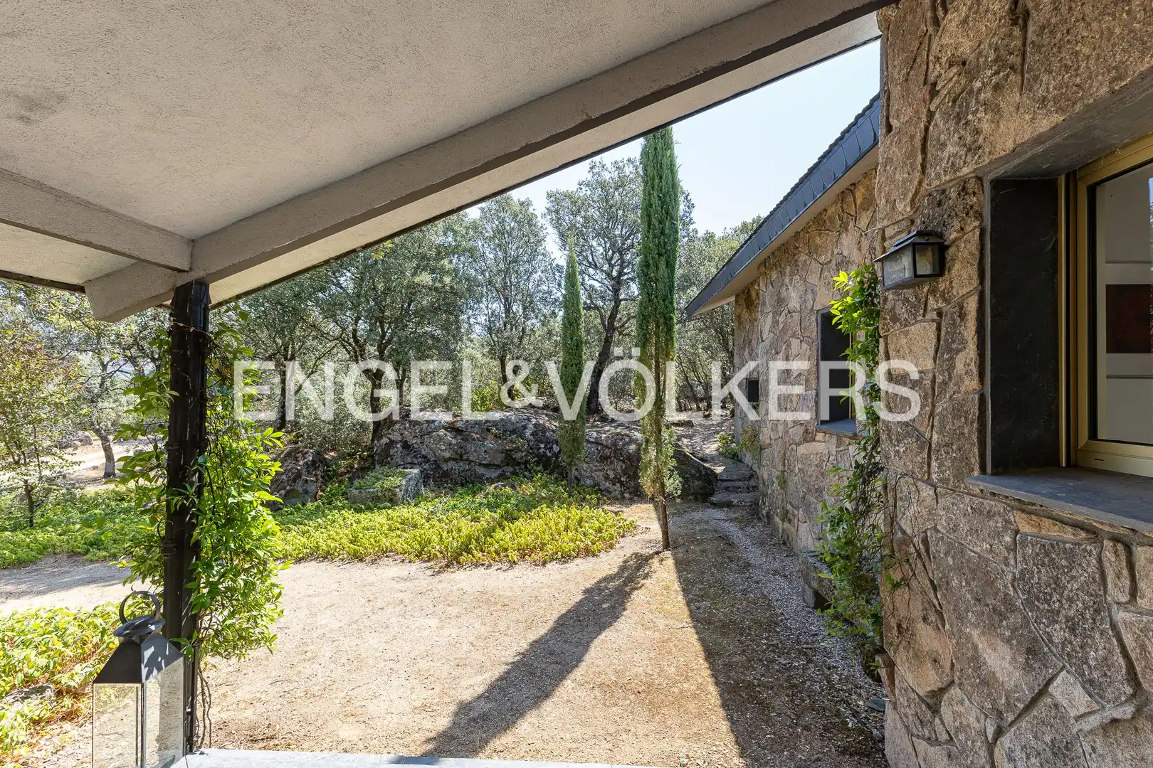 Außenansicht von Country house zur Miete in Alpedrete mit Klimaanlage, Heizung und Privatgarten