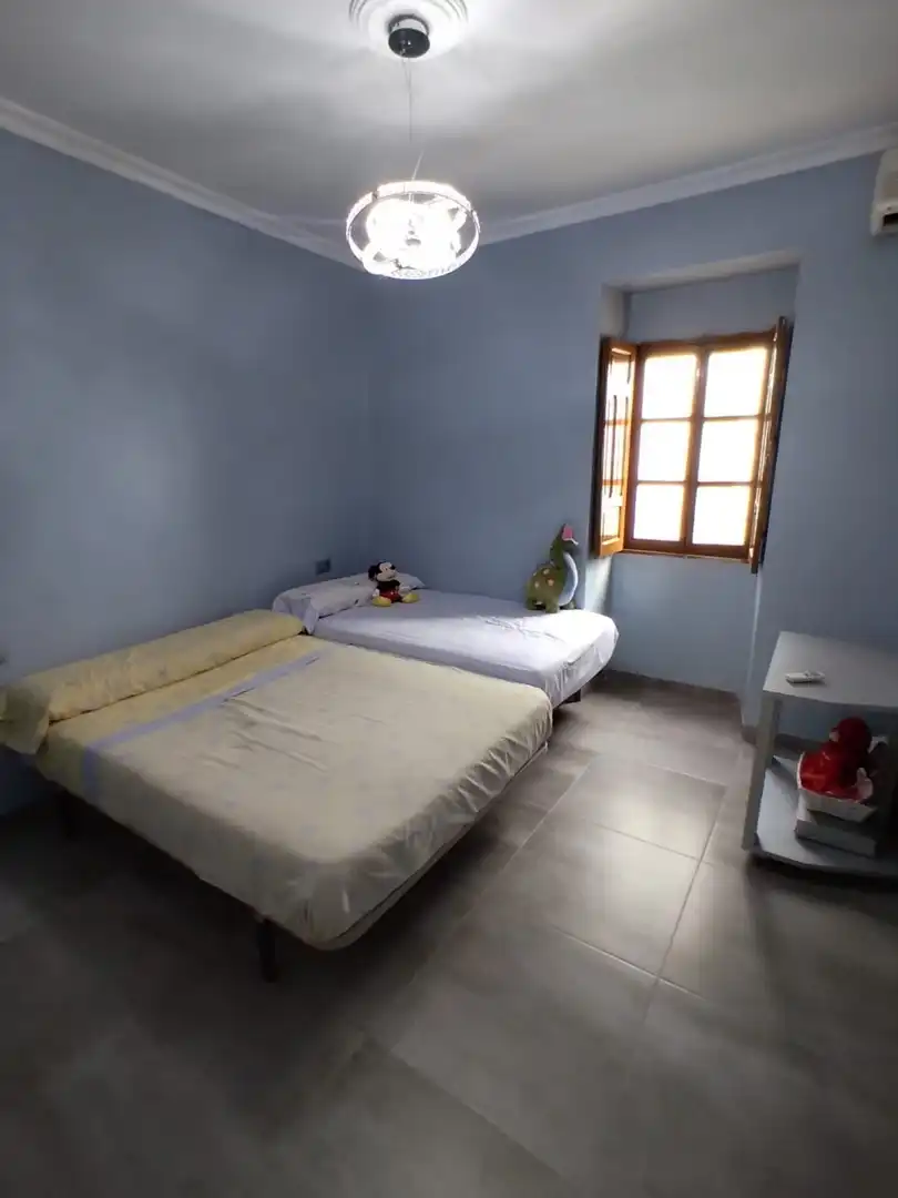 Habitación de Casa o chalet en venta en Baena con Aire acondicionado y Balcón