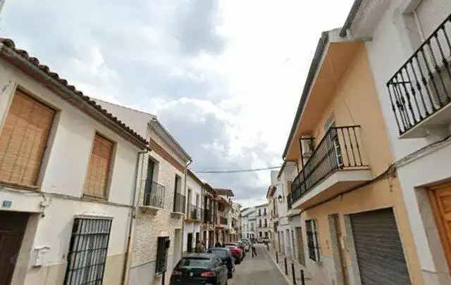Vista exterior de Piso en venta en Alameda