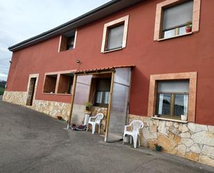 Vista exterior de Casa o xalet en venda en Gijón  amb Calefacció, Parquet i Terrassa