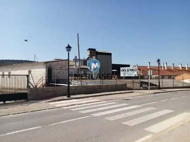 Fabrikhallen zum Verkauf in Calle VAGON, Tielmes
