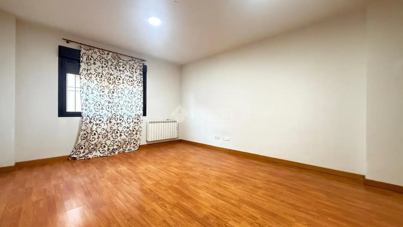 Piso en venta en Fuensalida con Calefacción y Parquet