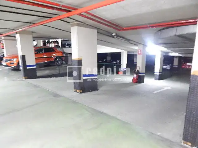 Parking de Garaje en venta en Madrid