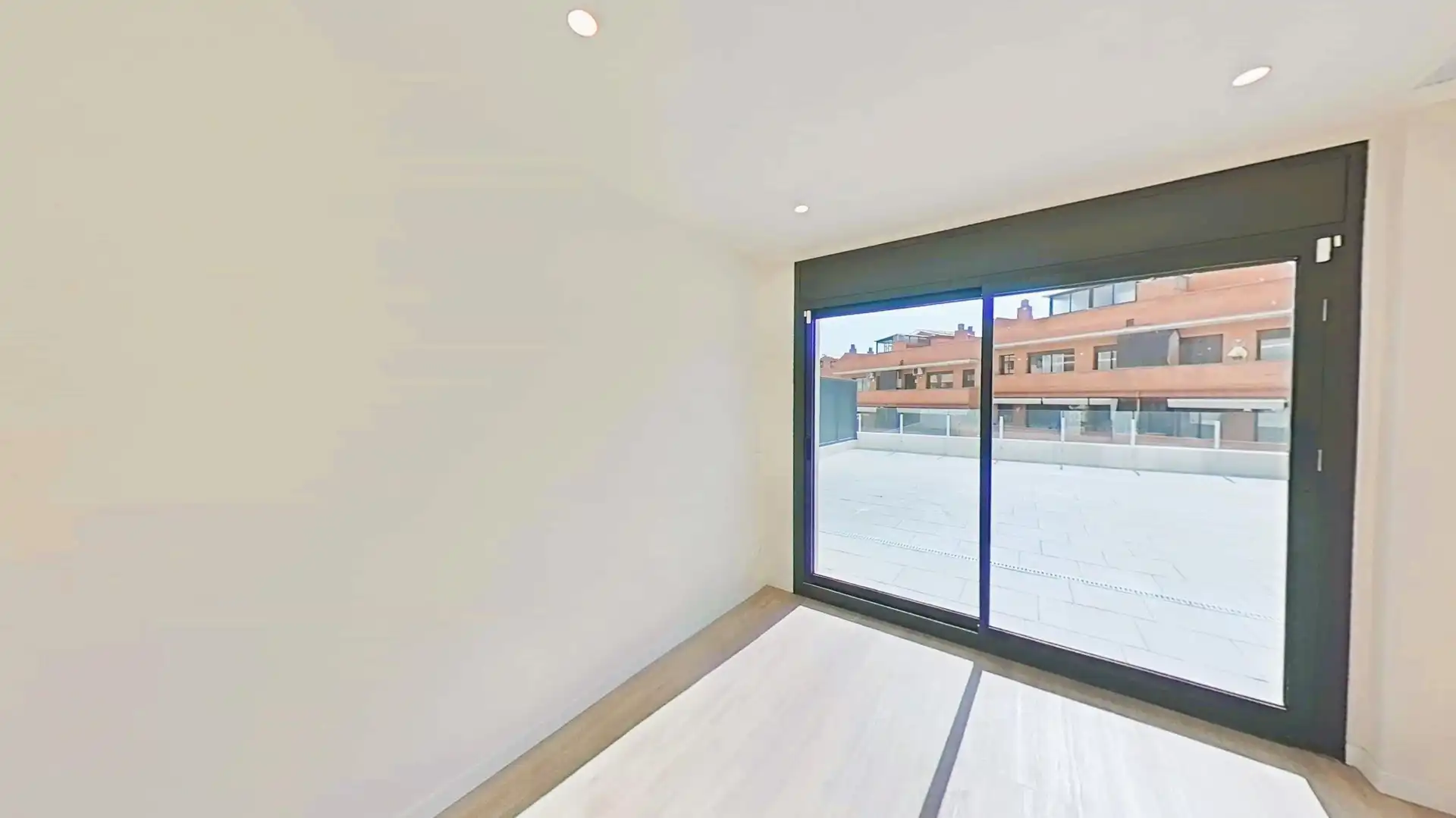 Vista exterior de Planta baja en venta en Cubelles con Aire acondicionado, Calefacción y Jardín privado