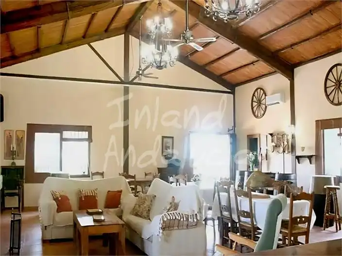 Casa con piscina in vendita a La Carlota, imagen 10