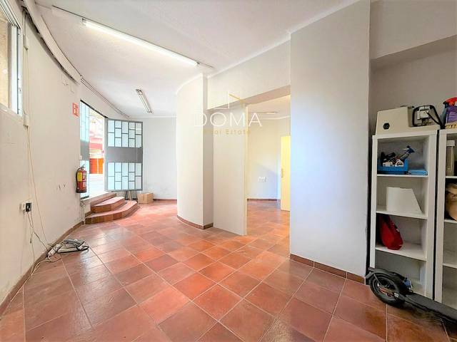 Local comercial en Venta en Roca y Batlle en El Putget i el Farró