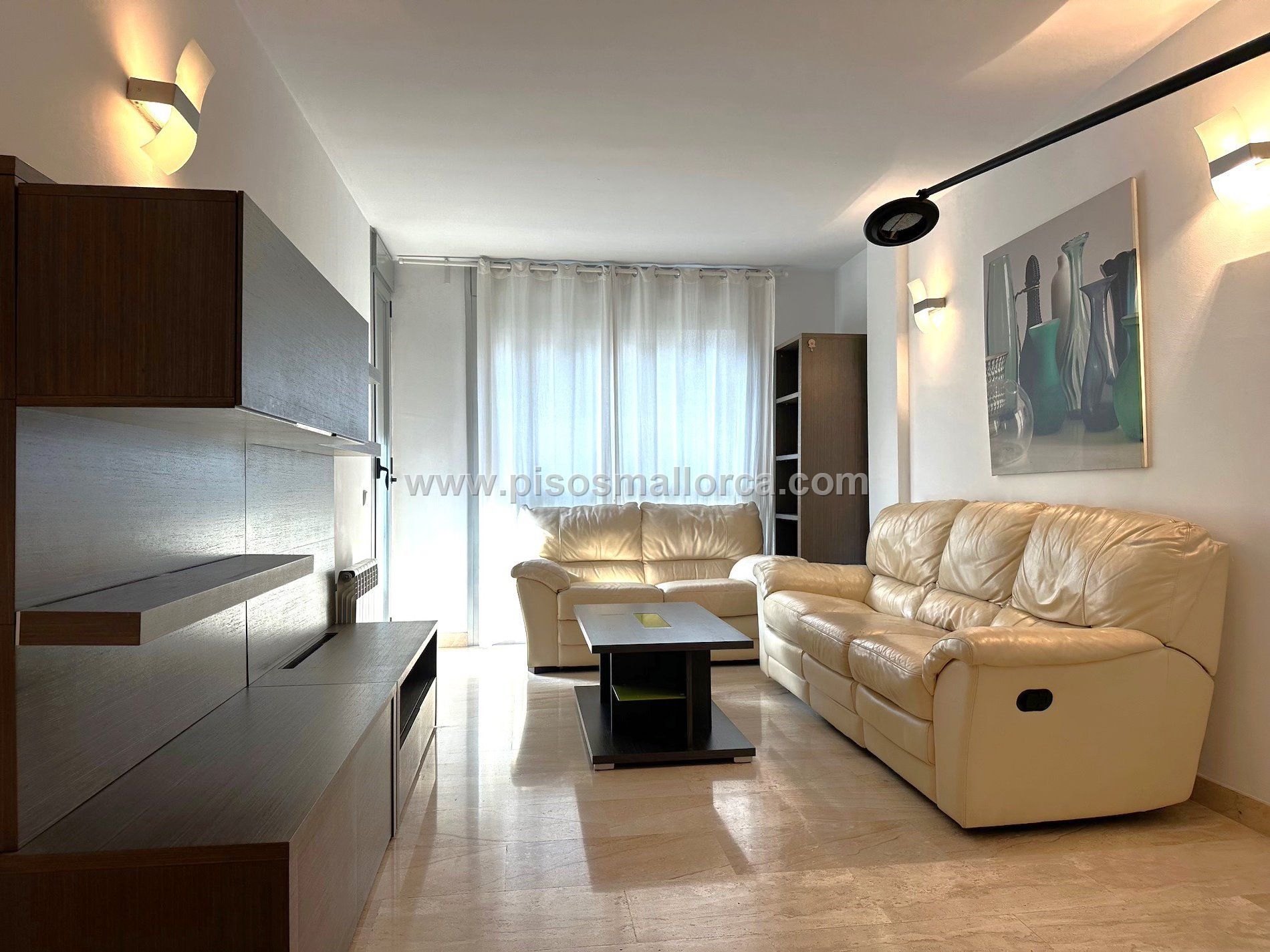 Sala d'estar de Pis de lloguer en  Palma de Mallorca amb Aire condicionat, Calefacció i Moblat