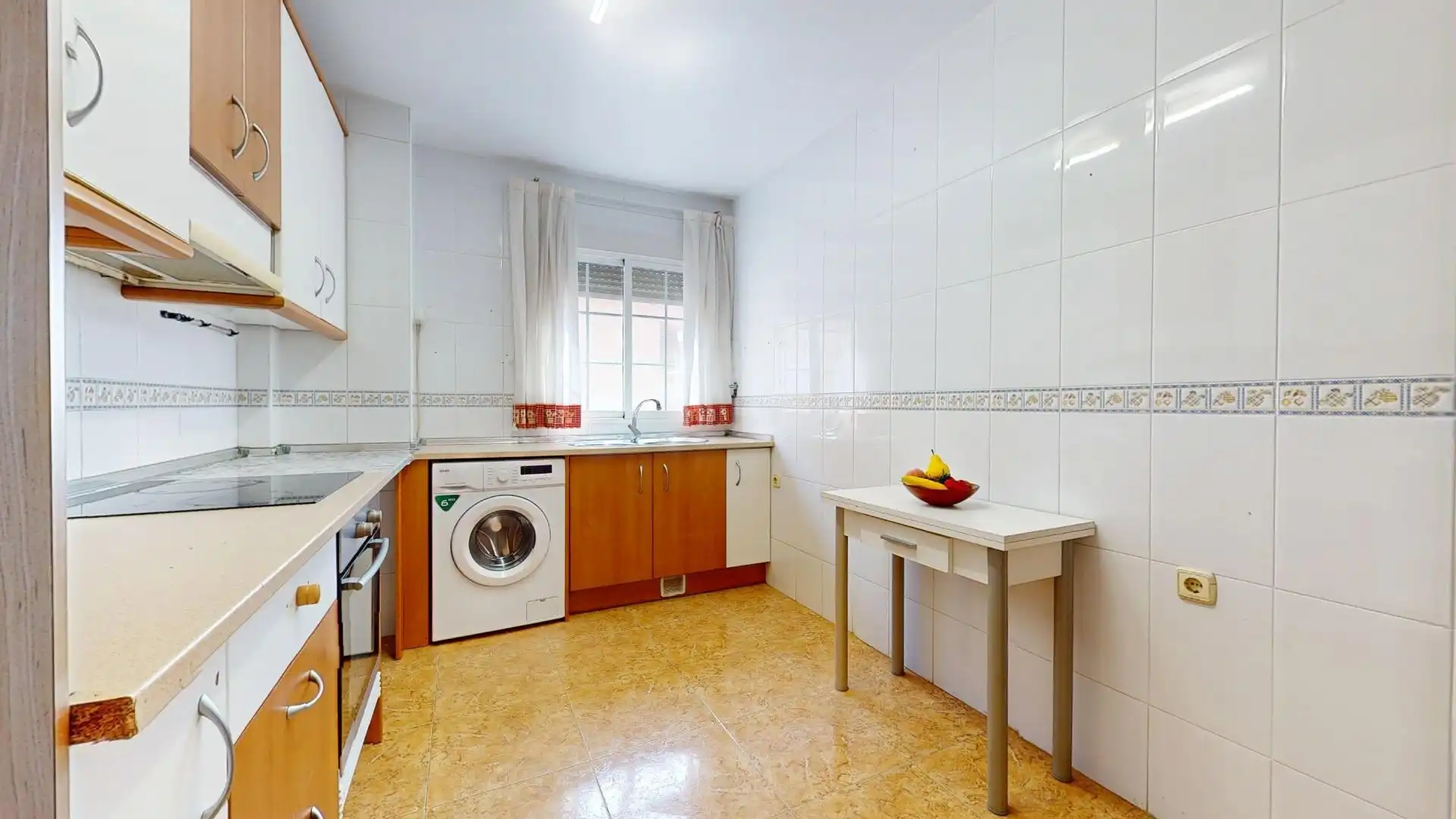 Küche von Wohnung zum Verkauf in San Pedro del Pinatar mit Abstellraum