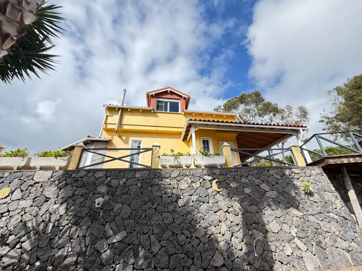 Vista exterior de Casa o xalet en venda en Icod de los Vinos amb Calefacció i Moblat