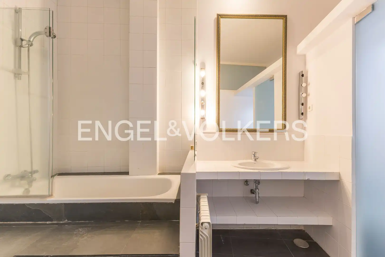 Bathroom of Flat for rent in Centro