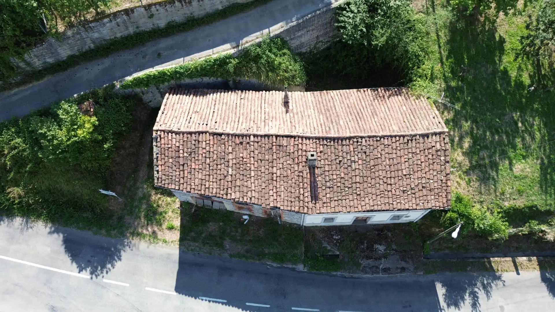 Vista exterior de Casa o xalet en venda en Lena