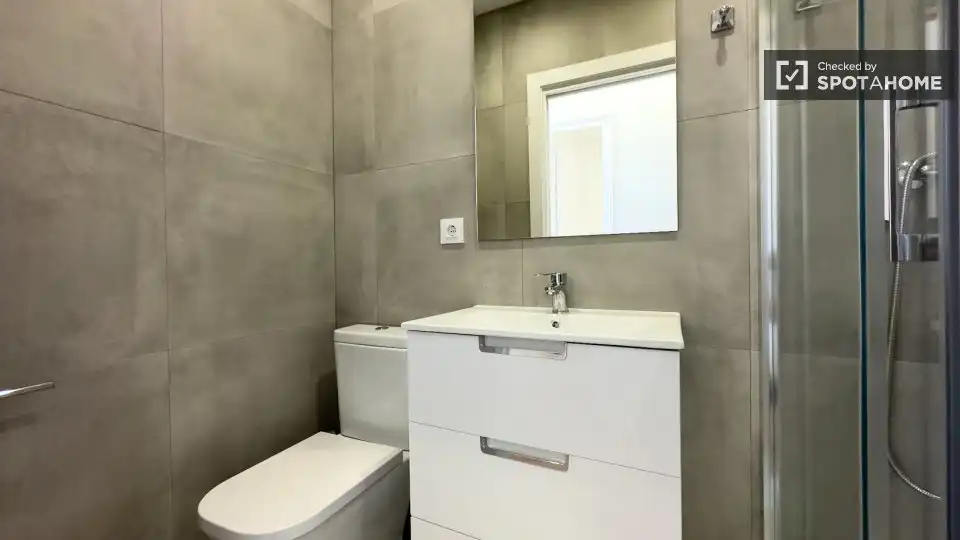 Flat with terrace to rent in Eixample, imagen 7