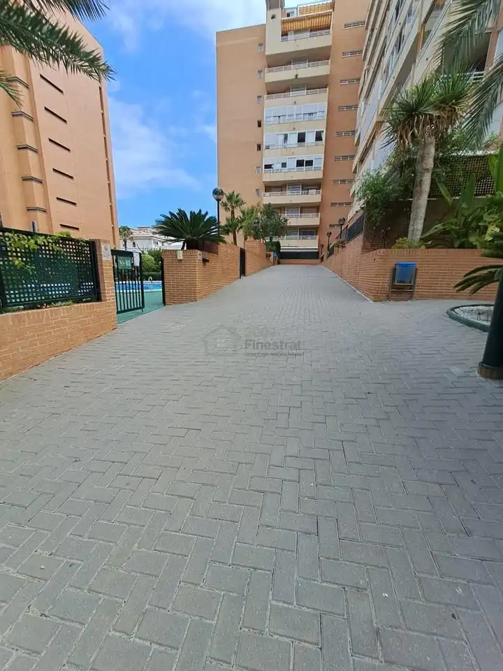 Parking de Ático en venta en Villajoyosa / La Vila Joiosa con Aire acondicionado, Terraza y Piscina comunitaria