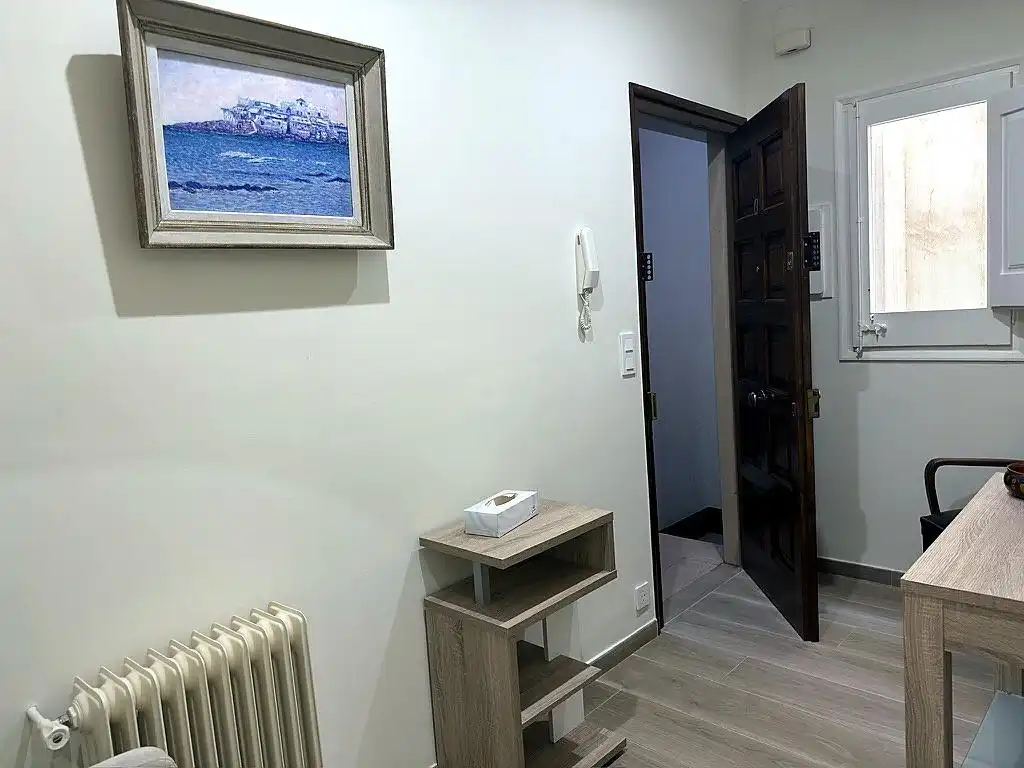 Apartament en venda en Figueres amb Aire condicionat, Terrassa i Moblat