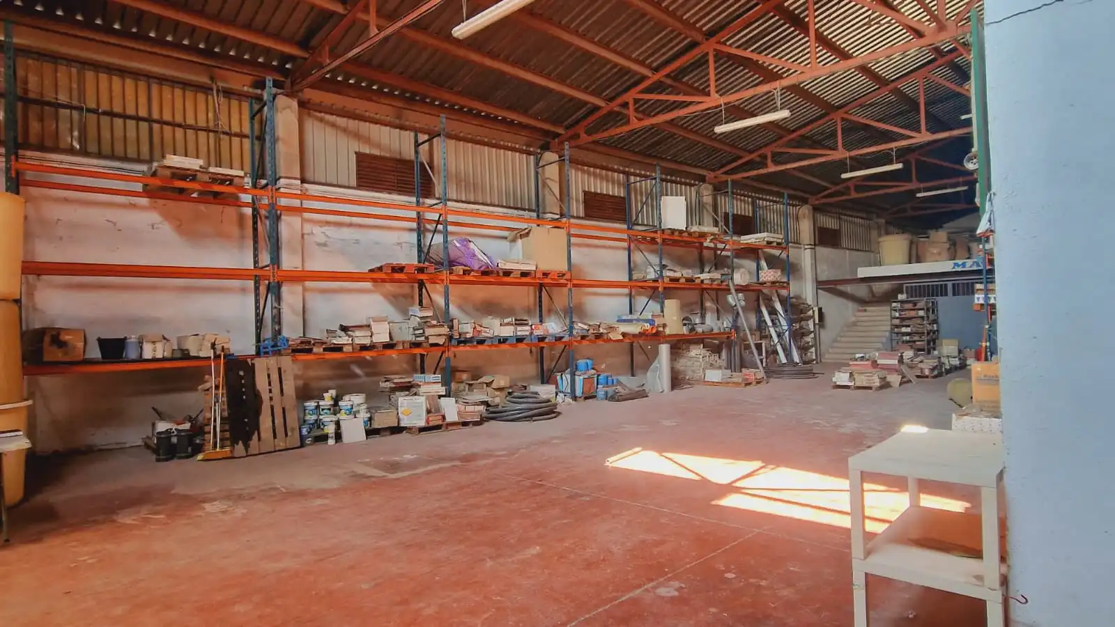 Local comercial en venta en Avenida Mariana Pineda, imagen 3