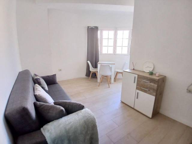 Piso en Alquiler en Calle Calle Almirante Yusty Pita en Playa de Arinaga