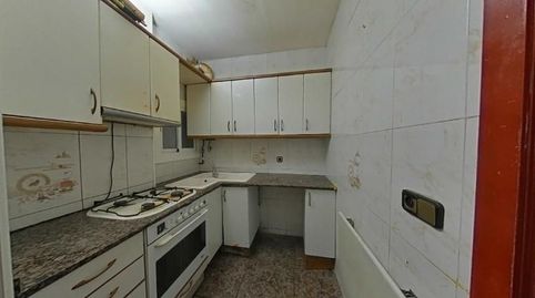 Foto 4 de Piso en venta en Calle Calderon de la Barca, La Salut, Badalona