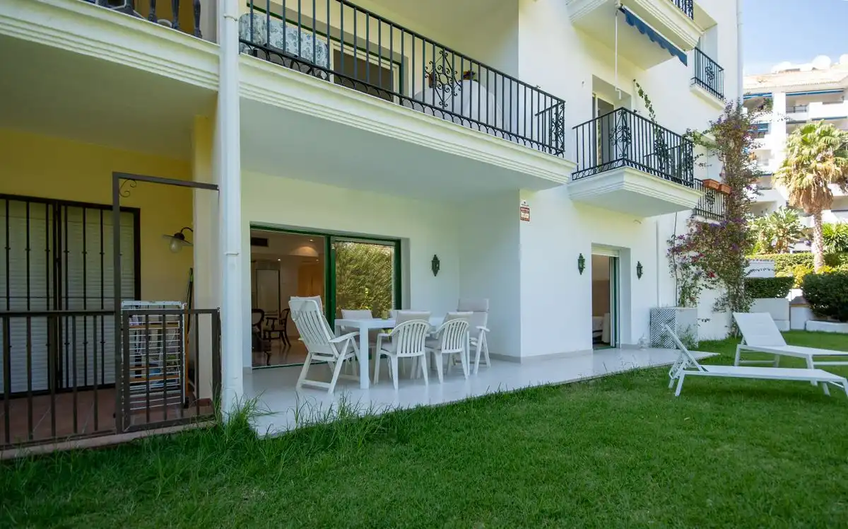 Terraza de Piso de alquiler en Marbella con Aire acondicionado, Calefacción y Amueblado